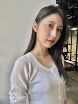 メイカ(MEIKA)&nbsp;”ナチュラルストレート×オリーブブラウン”