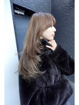 アワー(OUr-) ベージュカラー/レイヤーカット/ブリーチなし