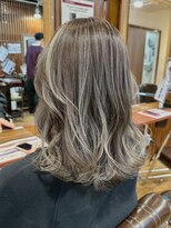 ブリッツ レボ(BLITZ-REVO)&nbsp;着物ヘア/ダークアッシュ/ミディアムレイヤーカット/柏駅