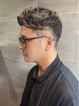 アムネシア 三軒茶屋(AMNESIA) 【菅原遼平】フェードカット/サイドパート/韓国マッシュ