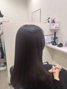 バンビ 坪井店(Bambi) ツヤ髪