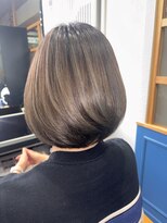 オーロラ 蔵前(Aurora) ハイライトつやボブ