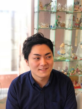 シン(SHIN) 刈り上げ無造作ショート