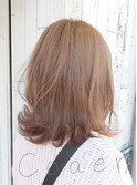 ふわっと軽い外ハネロブ