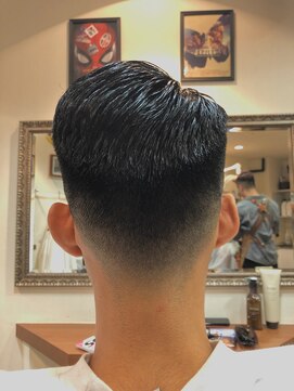 グルーマーズトウキョウ(GROOMER/S TOKYO) ローフェード パートスタイル【HOMME HAIR ZERO 伊藤】