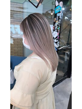 ラフ 難波店(LAFF) #黒髪#ボブルフ#ネビージュ#小顔#ワンレン