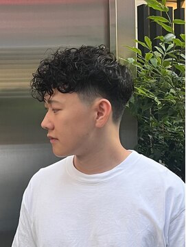 グルーマーズトウキョウ 渋谷店(GROOMER/S TOKYO) スペインカール