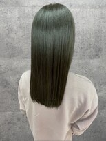 イシン(ISIN)&nbsp;黒髪/縮毛矯正/髪質改善/インナーカラー[保土ヶ谷]