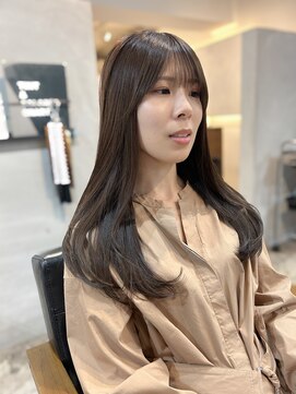 シー.(SHE.) 【SHE.】レイヤーカット/ミルキー/ブラウン/ナチュラル