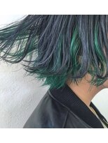 ミュー(Mu)&nbsp;インナーカラー　ダークグレー　グリーン