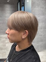 ルイス(L'wis)&nbsp;ホワイトベージュ/韓国マッシュ/フェザーショート/20代/30代