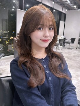 リアン バイ キートス(Lien by kiitos) セミハッシュカット×まろみベージュ