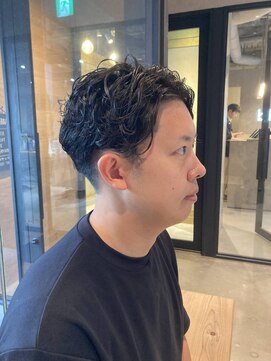 ロロネー 中津(Lolonois) メンズすっきりビジネスパーマ【Lolonois中津】