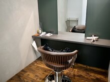 大人男子が来たいと思える空間をご紹介◯半個室完備でゆったり人目を気にせず過ごせる/清潔感のある店内