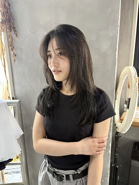 リュッカ(Lyuck) 【SAKI】寝起き完結レイヤーカット