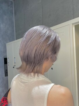 ワンズミラー 立川(ONE'S MIRROR) ケアブリーチ/メンズカット/ハイトーンカラー/似合わせカット