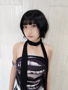 タブーセントラル(TABOO Central) ショートレイヤー/韓国風ブラック