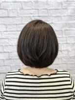 ミーティア バイ クアトロ(Meteor By QUATRO) ナチュラルボブ