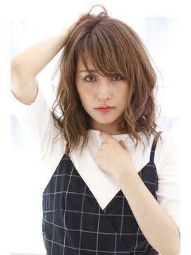 ララルーモ(LaＬaｒＯomo) 【ルーズ質感×クラシカルボブ】