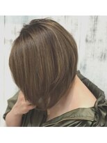 アトリエエマ(atelier Emma)&nbsp;ハイカラーナチュラルボブ