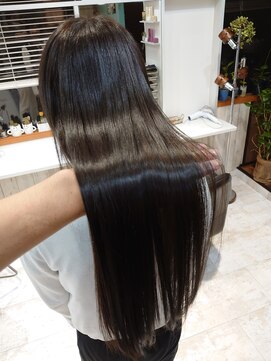 ヘアーアンドメイク リコ(hair and make LIKO) オイルストレート(縮毛矯正)