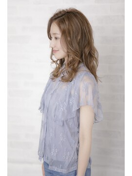 アフロディーテギンザ 神保町(APHRODITE GINZA) カール/セミディ/シアーカラー/姫カット［御茶ノ水/神保町］