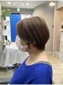 ショートボブ