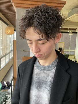 イロプラスソイ(iro + soi) ▲センターパート×ツイスパ▲