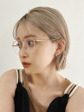 ノイ(noi) 顔周りレイヤーカットグレージュカラーくびれボブショートカット