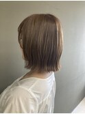 ボブ×ベージュカラー