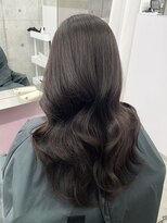 エヌアイ オモテサンドウ(ni omotesando)&nbsp;ココアブラウン/くびれ巻きヘアアレンジお任せください！　上野