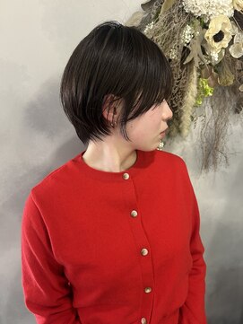 ハロー(...Hello) 丸みショート 骨格修正カット