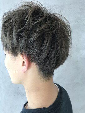 ニューカマー バイ ヘッドライト シブヤ(NEW COMER by HEADLIGHT shibuya) メンズショートボブ