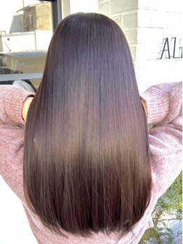 アルベロ(ALBERO)の写真/≪圧倒的リピート率≫実力派Stylistが手掛ける本格派Salon。"生まれつきストレートヘアのような髪質"を実現