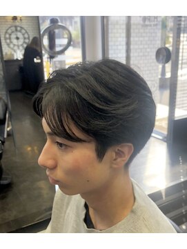 ヒロザバーバー(HIRO THE BARBER) 刈り上げマッシュ