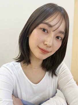 ガーデン 渋谷(GARDEN) ミディアムボブ　外はね　くびれ　オリーブグレージュ