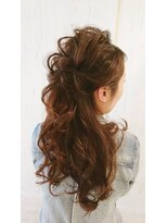 アイビス(AIBIZ)&nbsp;二次会/ルーズハーフアップ