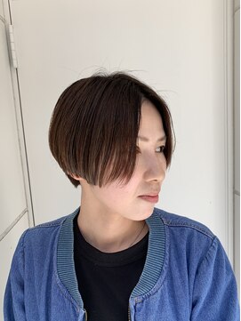 ミクマル(micmal) 20代30代にオススメ◎小顔ハンサムショート×イルミナアッシュ