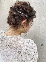 コフィー バイ メルト 吉祥寺(cofy by melt)&nbsp;【三ツ井純】結婚式 2次会 卒業式 お呼ばれアップスタイル