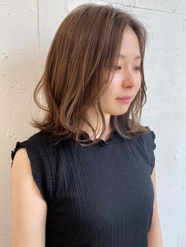 ラシアヘアー(LASIA HAIR) 【LASIA大分】切りっぱなしミディアム/プラチナベージュ