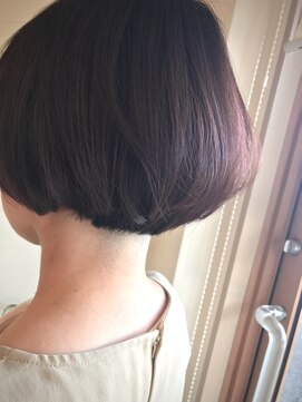ヘア ルル(hair LuLu) 大人のシンプルショート