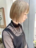 ヌード(NUDE)&nbsp;NUDE10代 20代 30代 40代Aラインボブ 金髪ボブ 大人ショートボブ