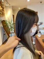 スタジオフィット(STUDIO FITTO)&nbsp;淡いグレージュのインナーカラー