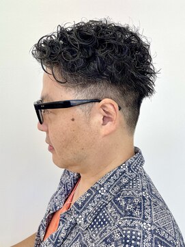 アッシュ 十日市場店(Ash) 大人ワイルドショートパーマ