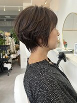 アルトル 池袋(altru)&nbsp;大人かわいい丸みくびれのあるショートボブ