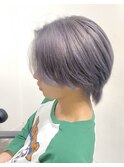 センターパート/ホワイトラベンダー/毛流れミディアム