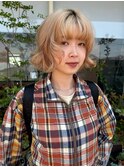 フレンチボブ+ブロンド+顔まわりレイヤー