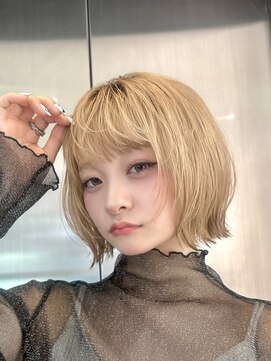 ジョエミバイアンアミ(joemi by Un ami) ハッシュカット/ウルフカット/レイヤーカット/ブロンドボブ