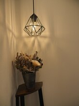 【Q：スタイリング剤などは購入できますか？】名古屋市栄　美容室・頭皮診断・パーソナルカラー診断