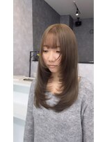 グランデ リー(GRANDE ly)&nbsp;レイヤーカット　オリーブベージュ